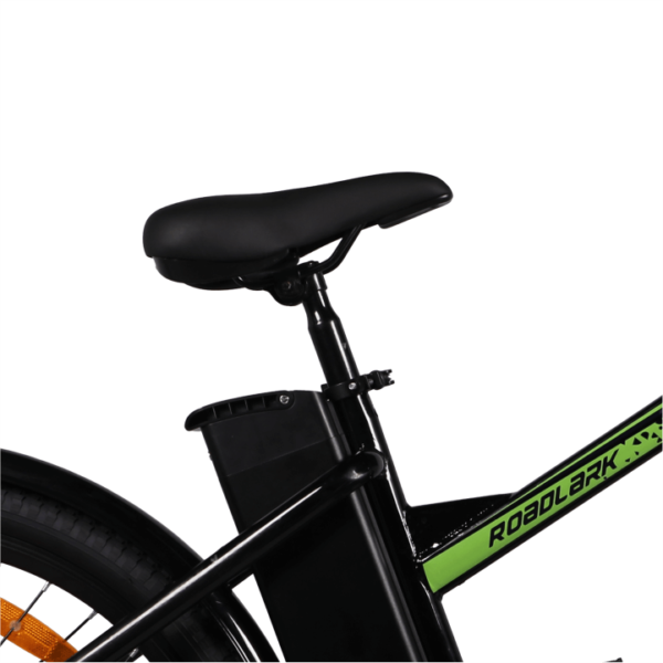 seat of black coloured nexzu electric bicycle Roadlark model